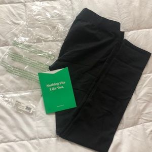 Pact Go-To Leggings - black size Large NWT